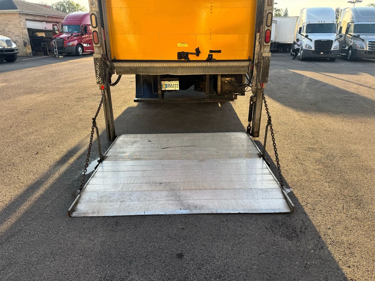 2019 International 4300 DuraStar 4300 photo 14