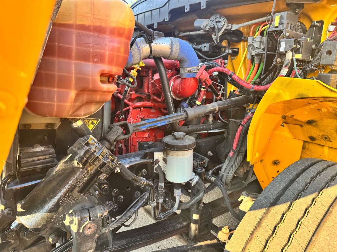 2019 International 4300 DuraStar 4300 photo 23