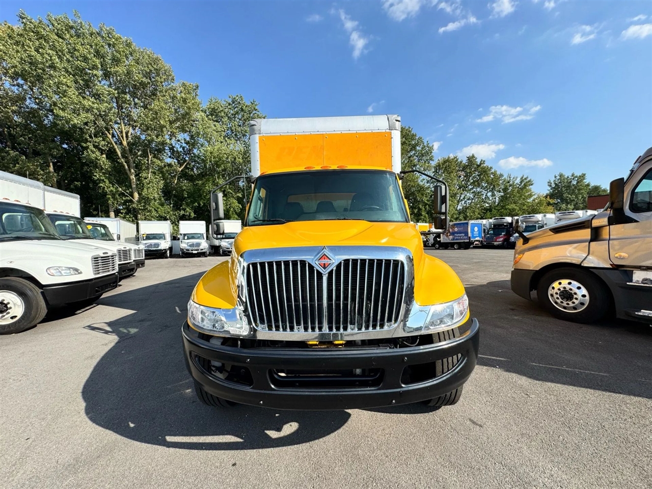 2020 International MV607 MV photo 2