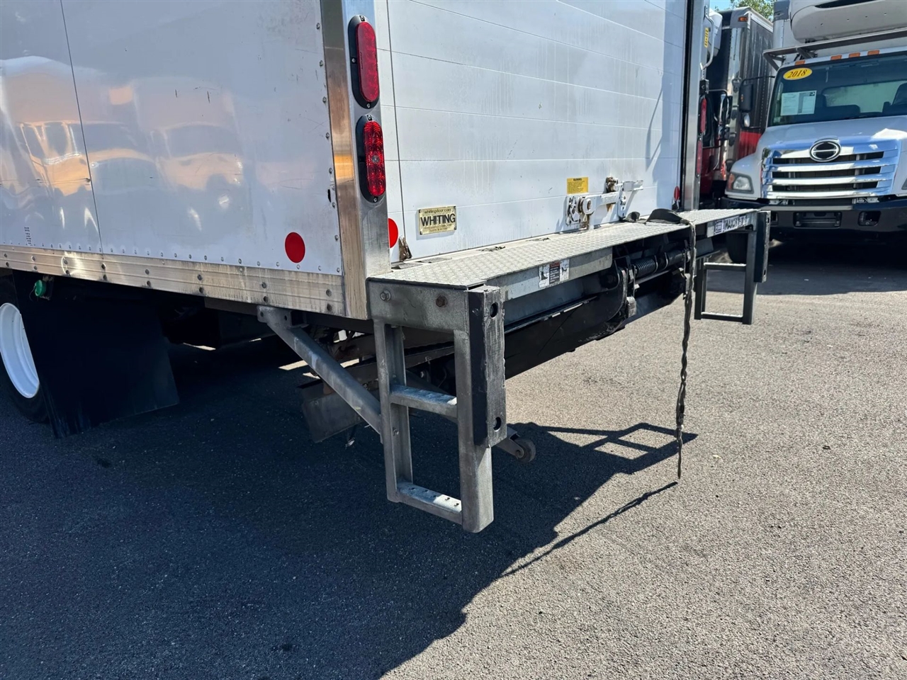 2018 Isuzu NQR photo 7