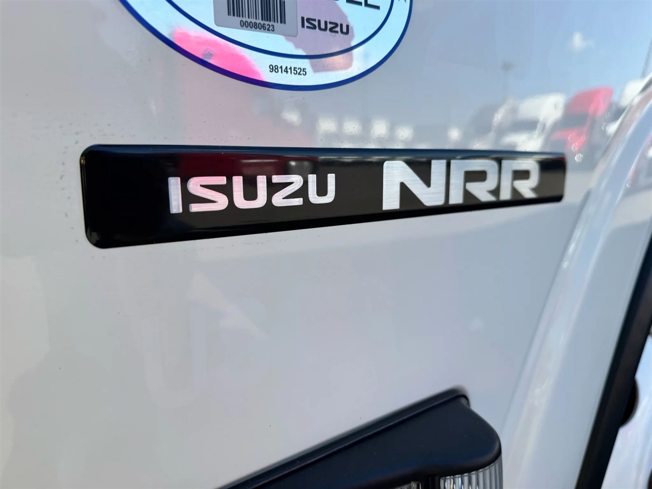 2018 Isuzu NQR photo 18