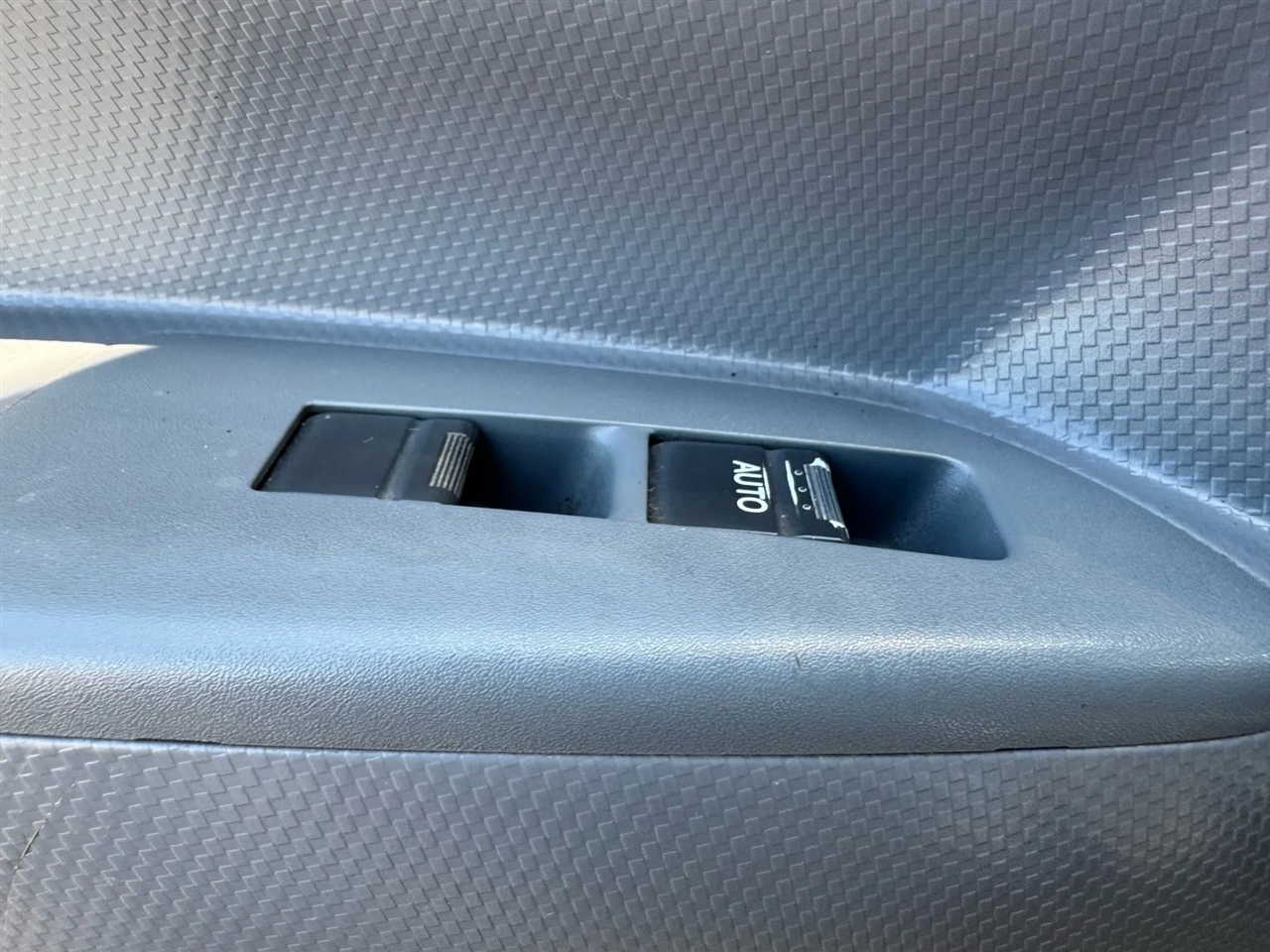 2018 Isuzu NQR photo 27