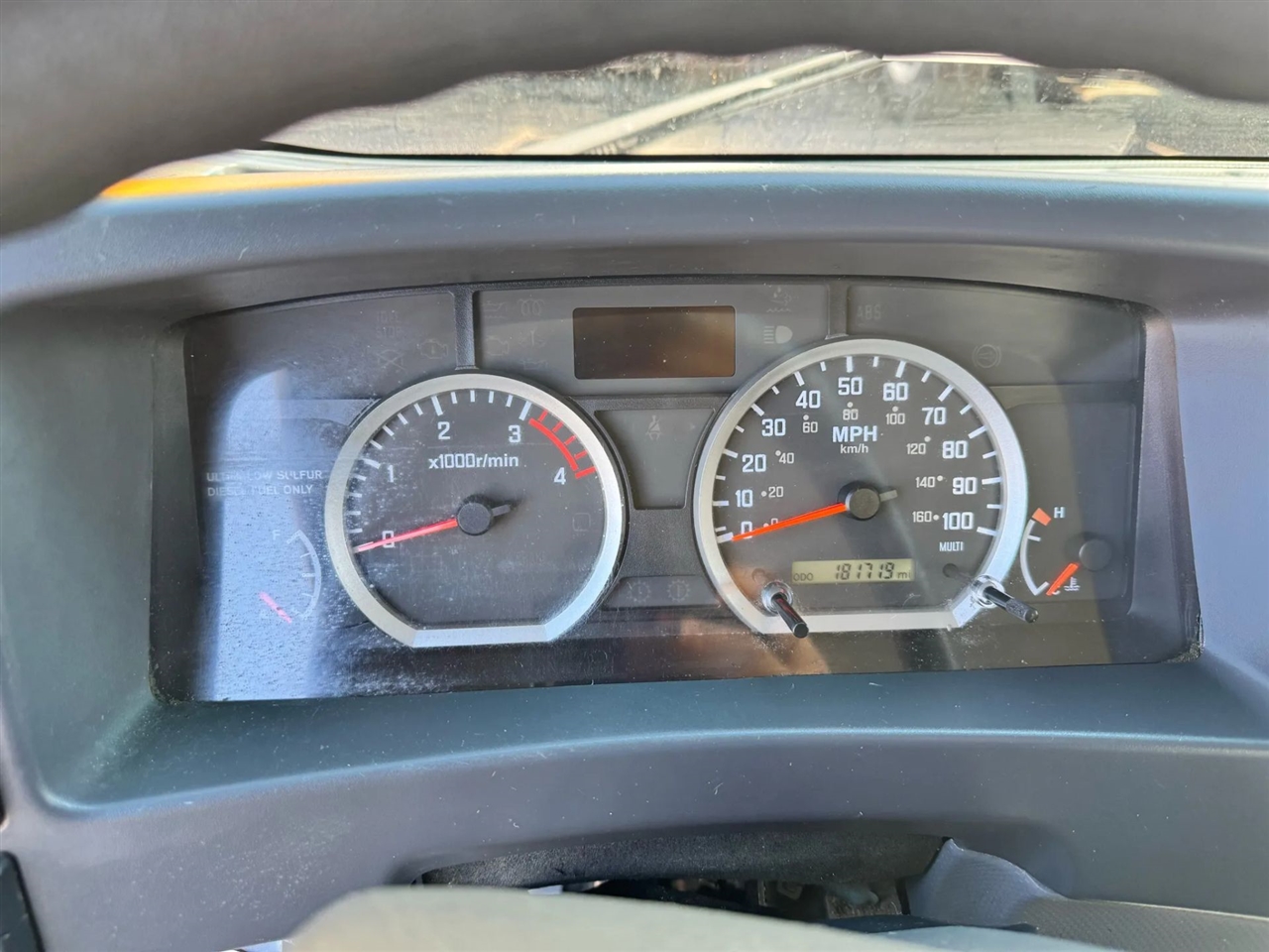 2018 Isuzu NQR photo 33