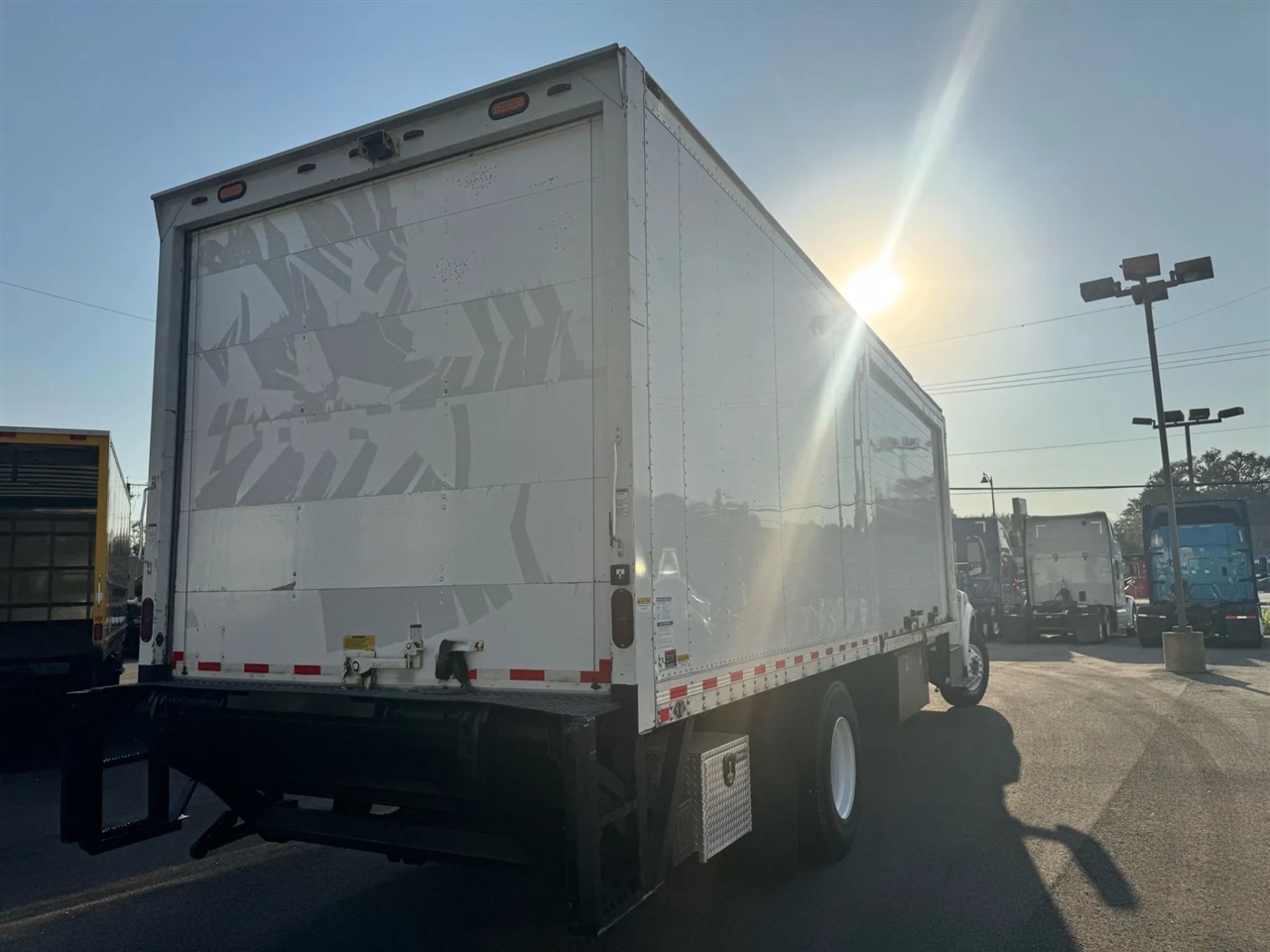 2019 Ford F-750 Regular Cab photo 7