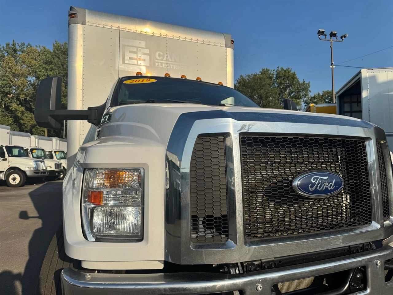 2019 Ford F-750 Regular Cab photo 17