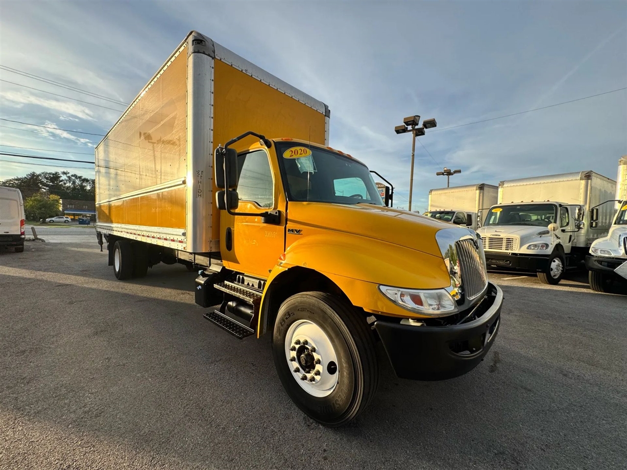 International MV607  2020 International MV607  2020