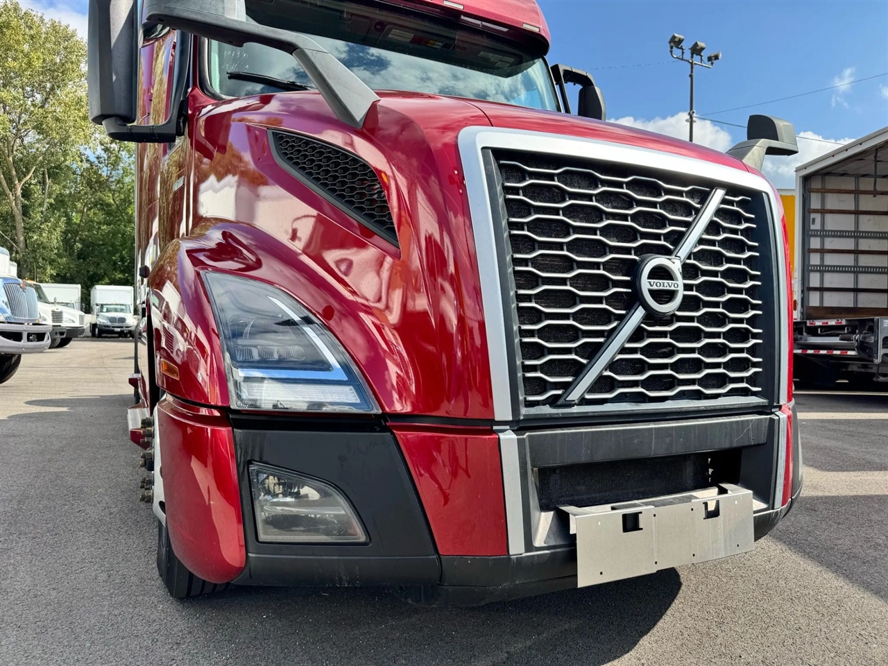 Volvo VNL  2021