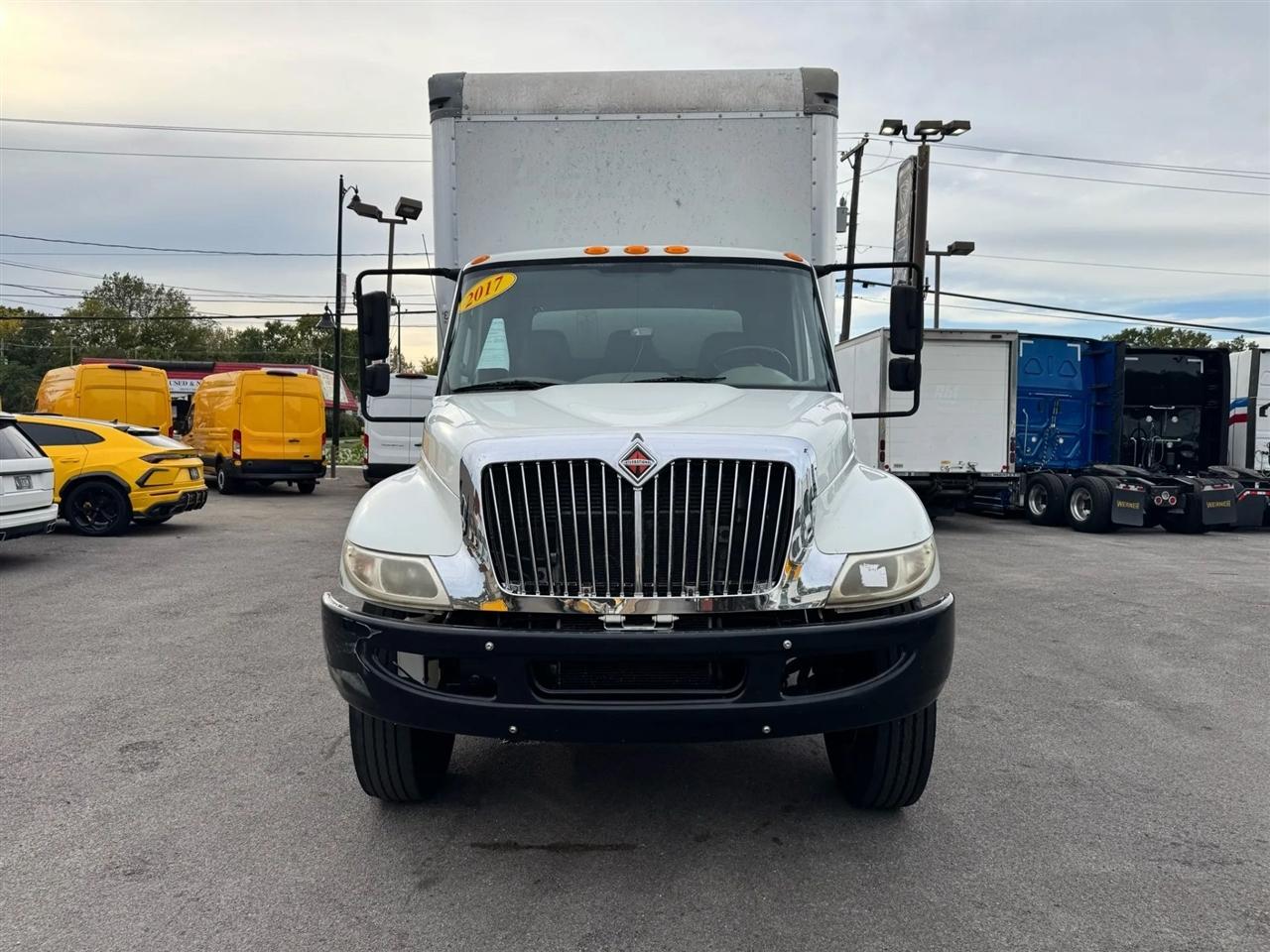 International DuraStar 4300  2017