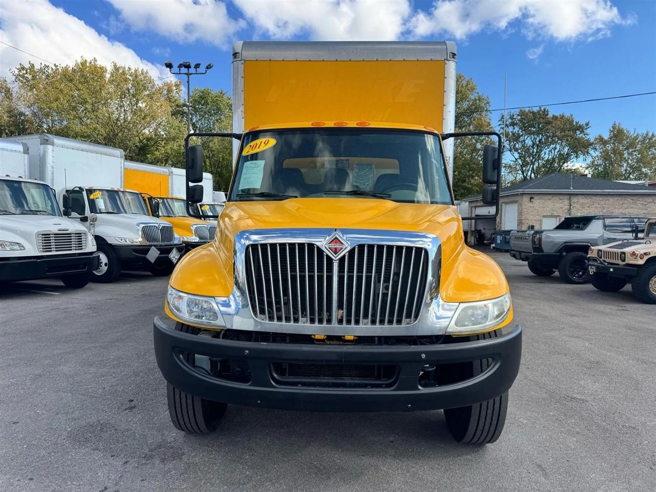 International DuraStar 4300  2019