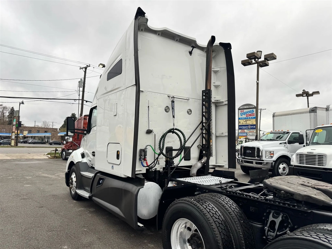 2021 Kenworth T680 photo 3
