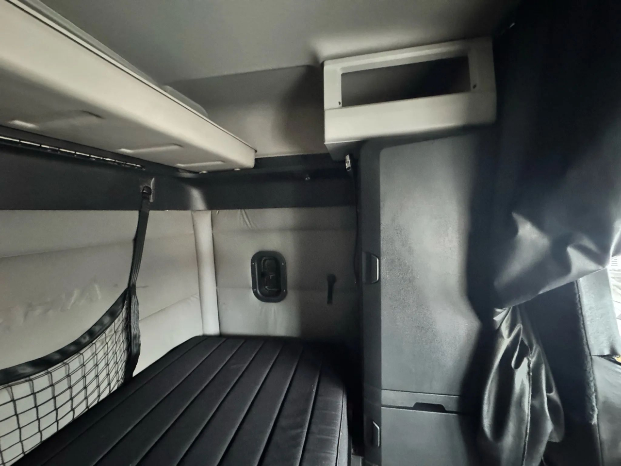 Freightliner Cascadia  2020