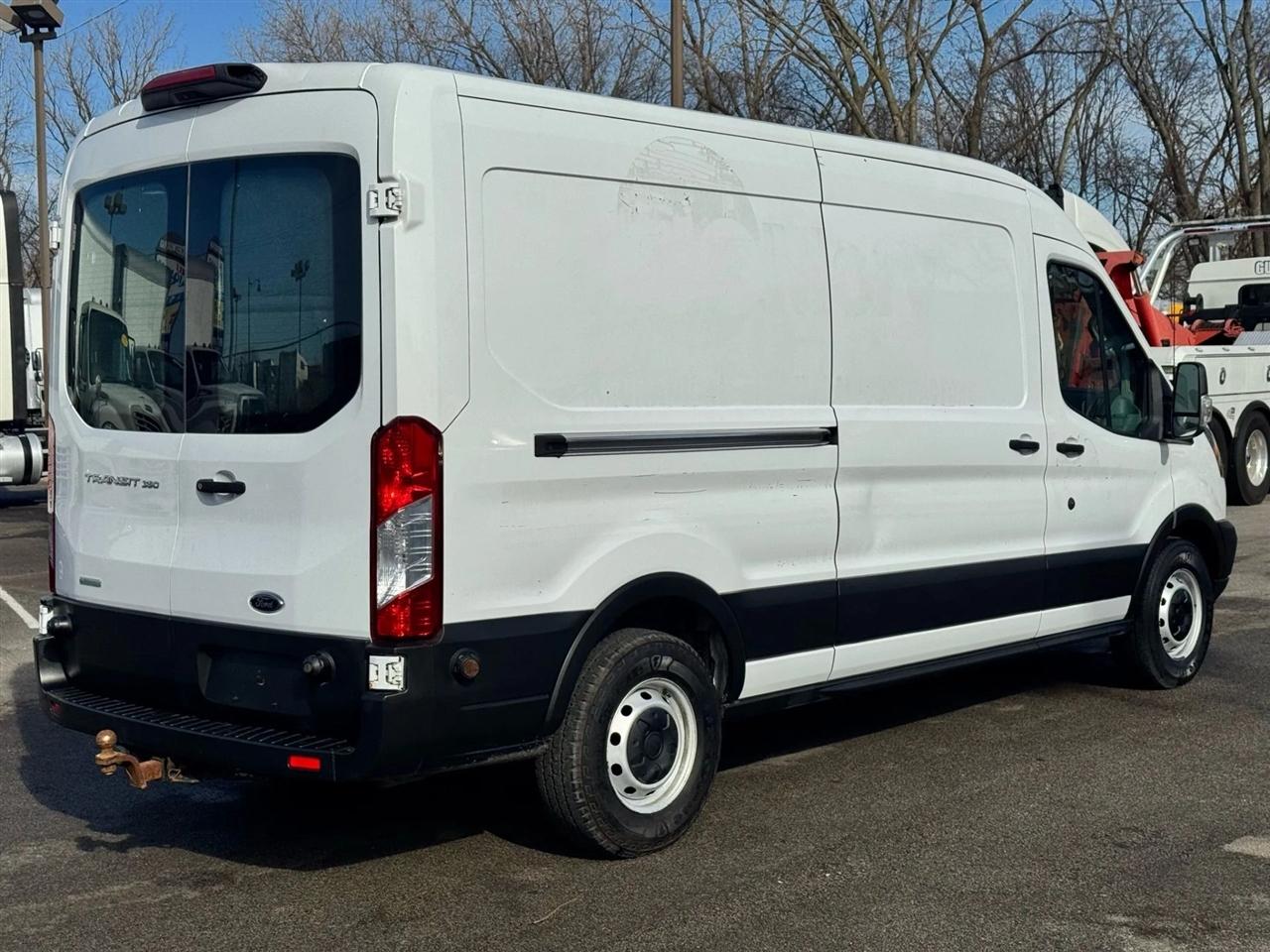 Ford Transit 350 Van Med. Roof w/Dual Sliding 148-in. WB 2019