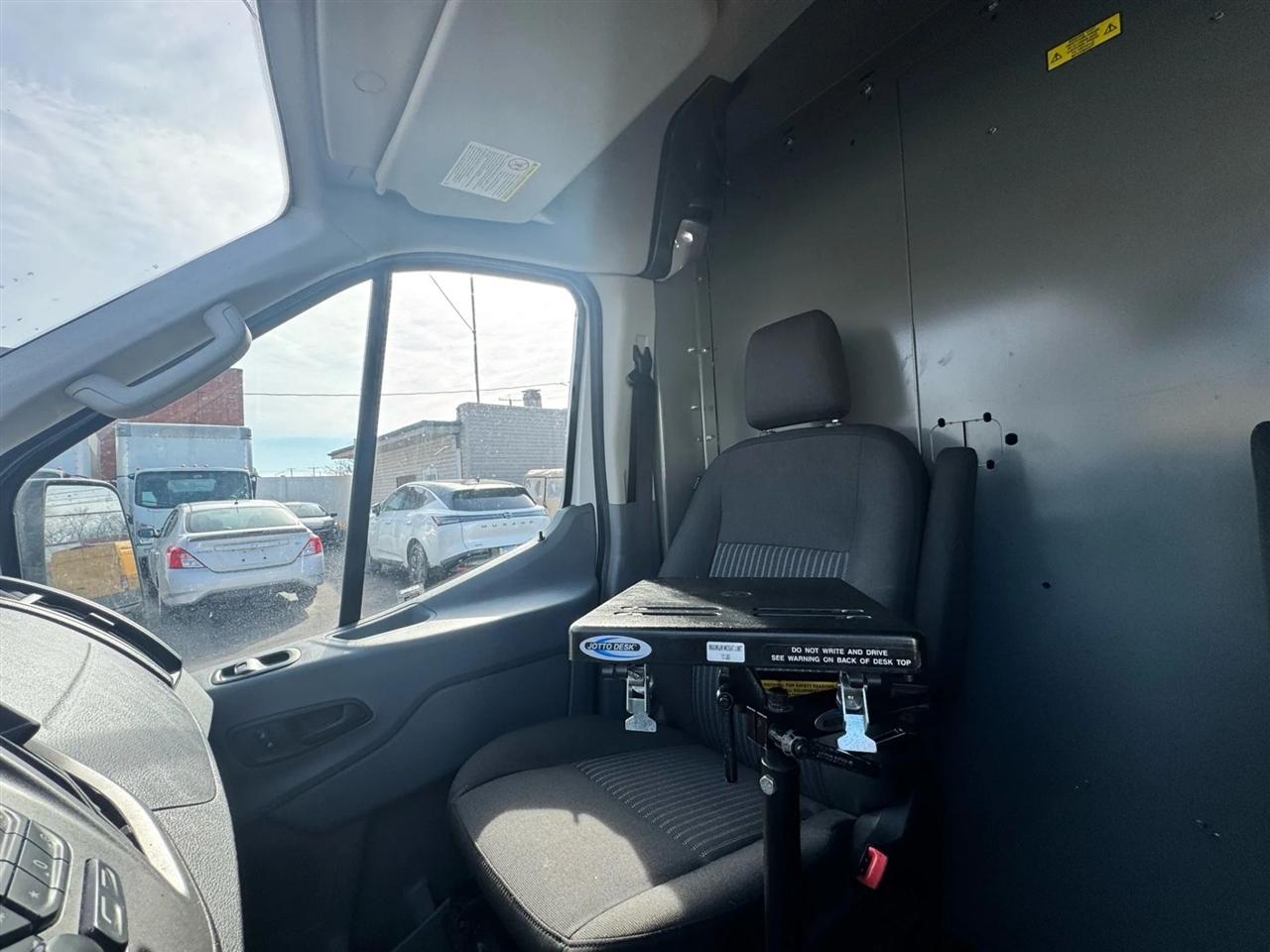 Ford Transit 350 Van Med. Roof w/Dual Sliding 148-in. WB 2019