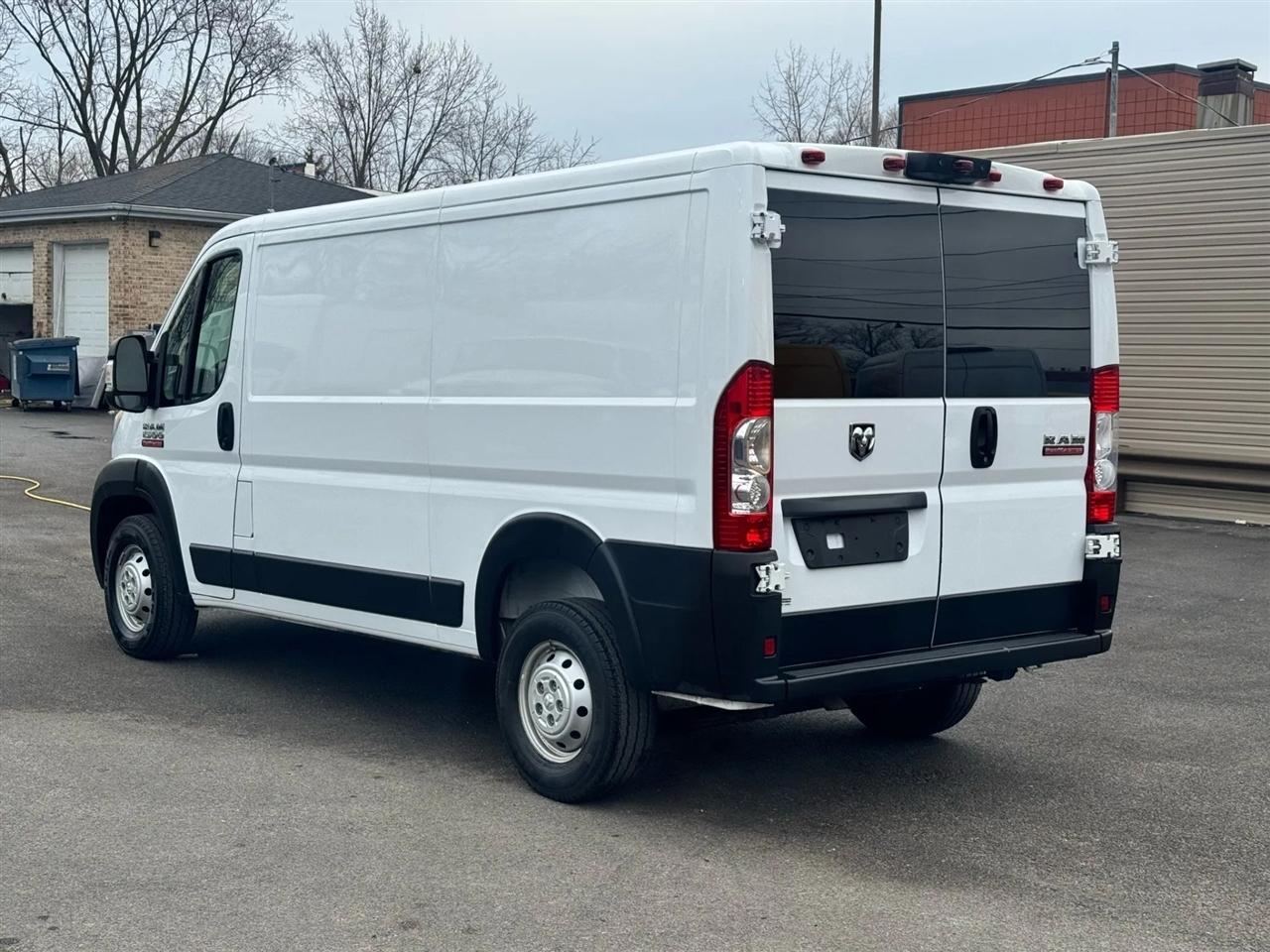 RAM Promaster 1500 Low Roof Tradesman 136-in. WB 2019