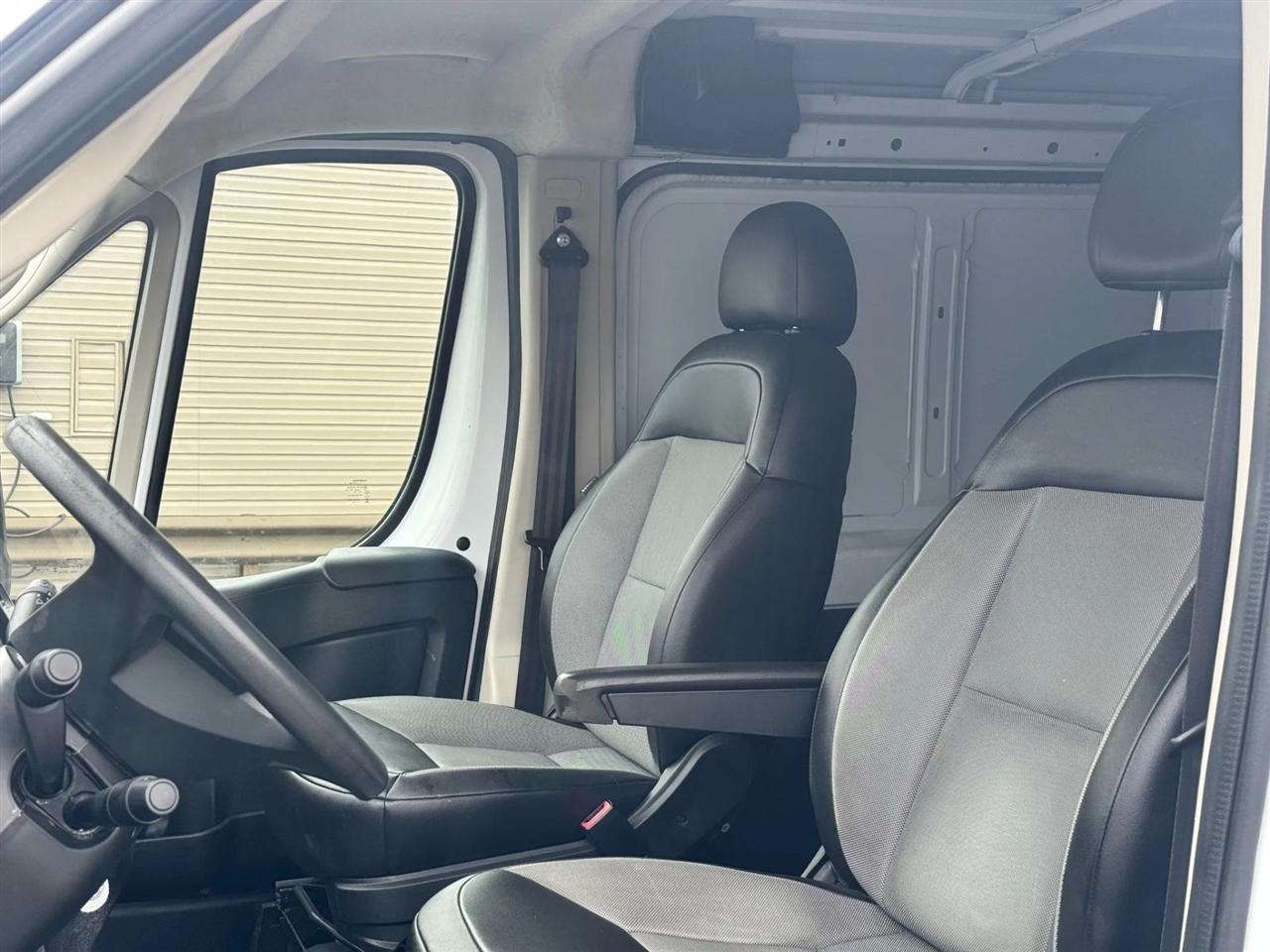 RAM Promaster 1500 Low Roof Tradesman 136-in. WB 2019