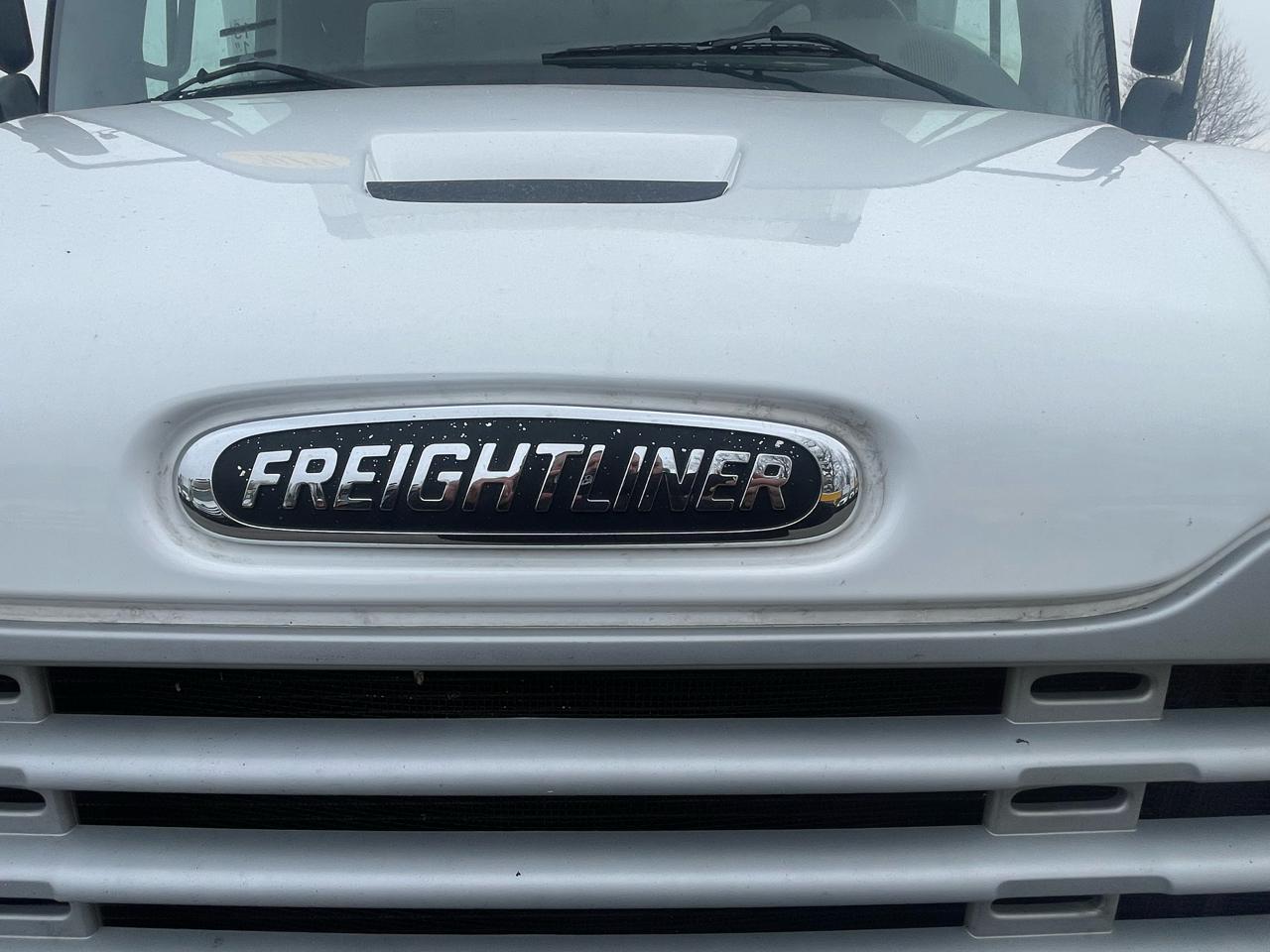 Freightliner M2 106 Base 2019