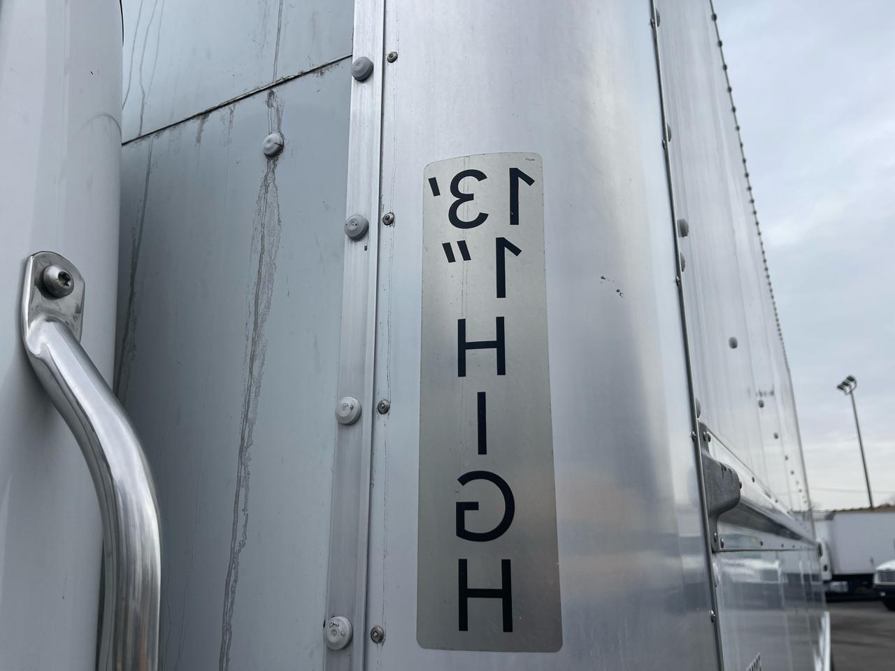 Freightliner M2 106 Base 2019