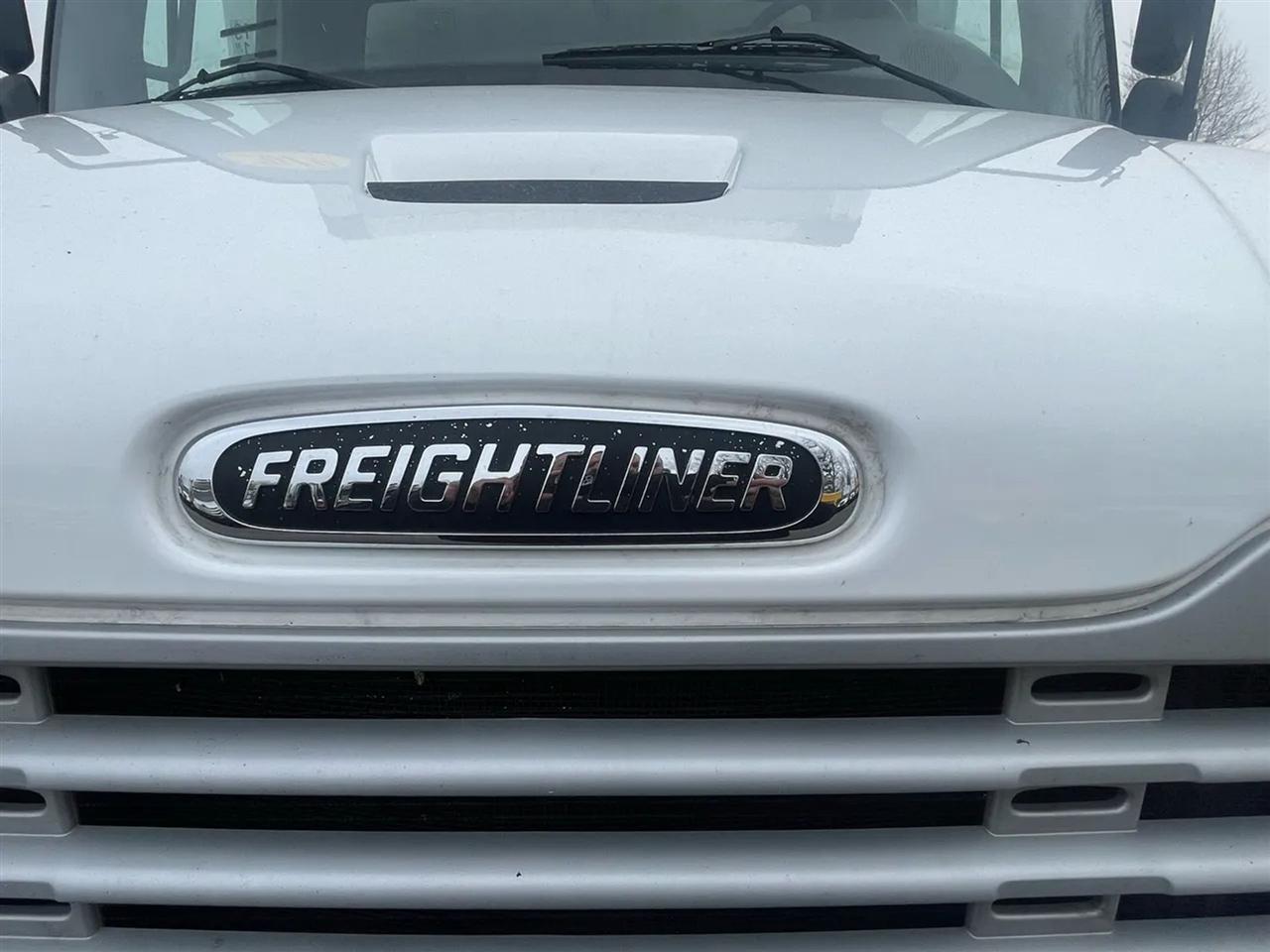Freightliner M2 106  2019