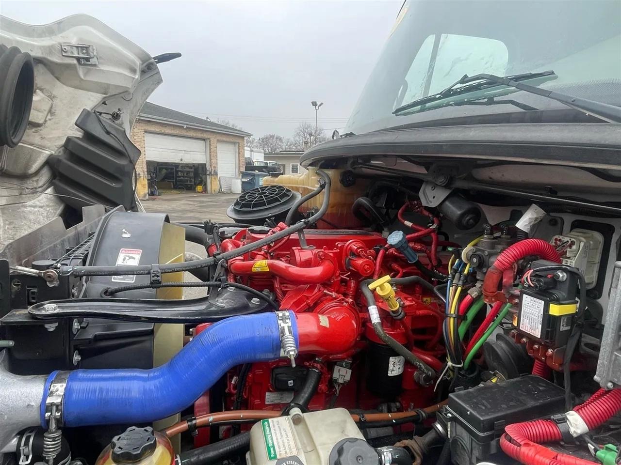 Freightliner M2 106  2019