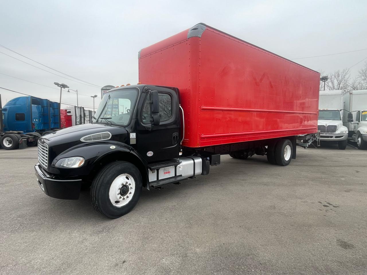 Freightliner M2 106  2018