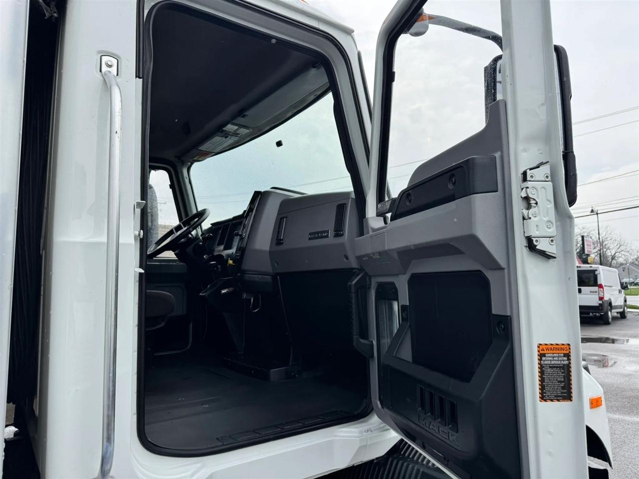 Mack MD  2023