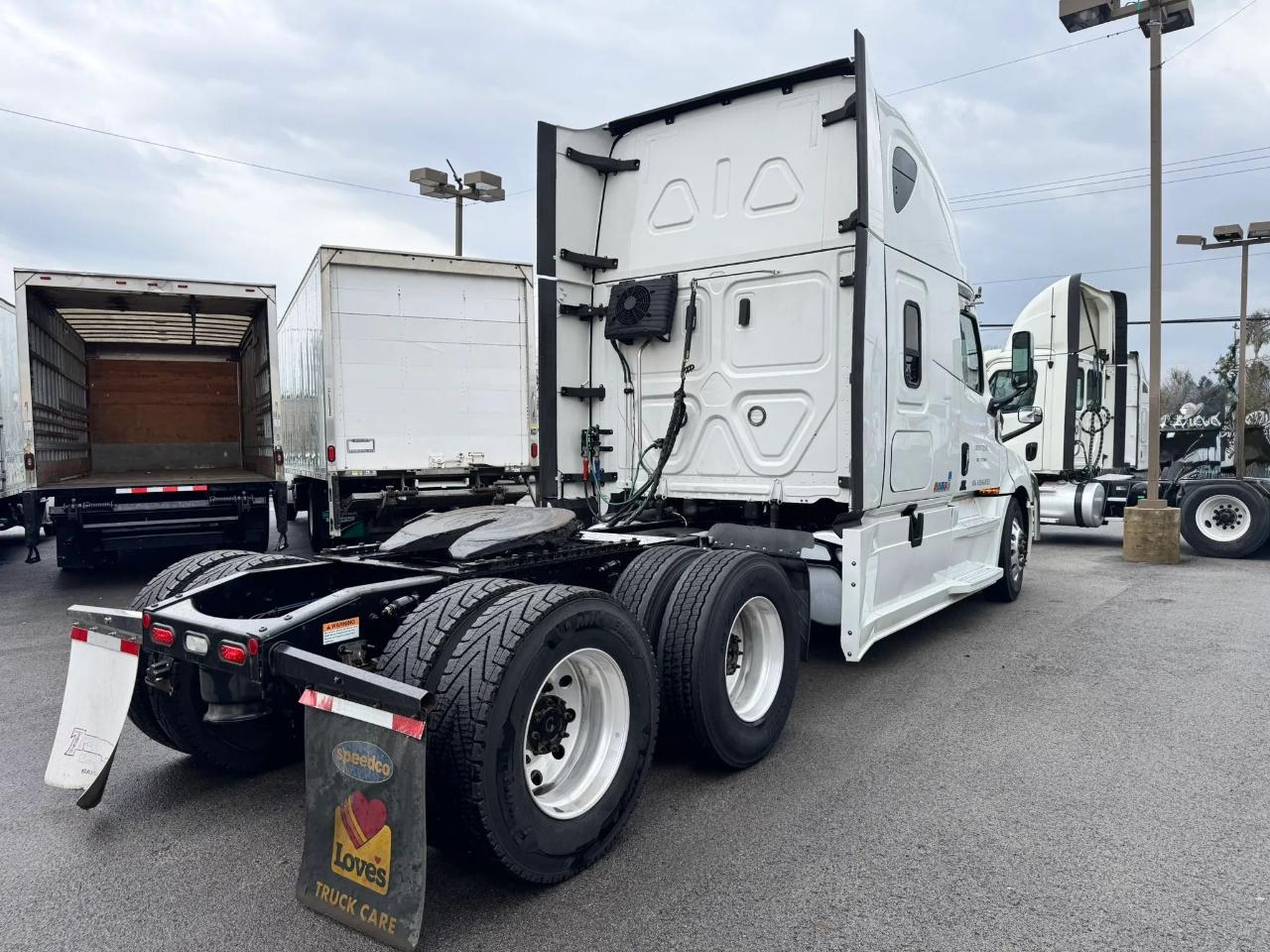 Freightliner Cascadia  2021
