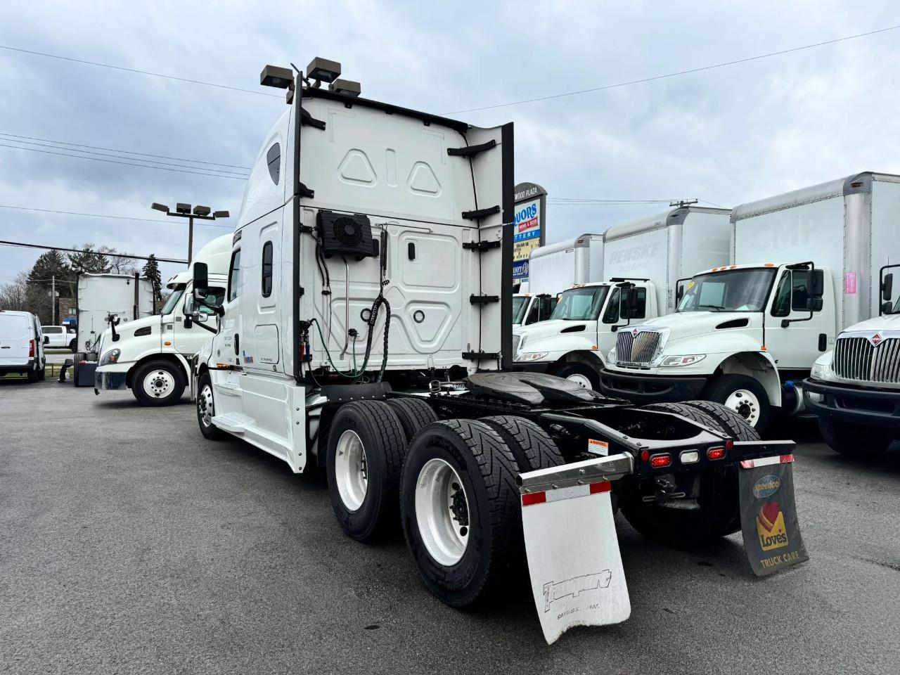 Freightliner Cascadia  2021