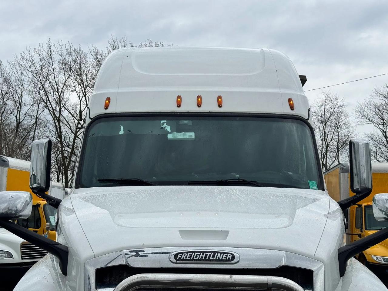 Freightliner Cascadia  2021