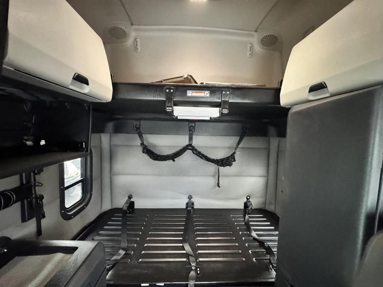 Freightliner Cascadia  2021