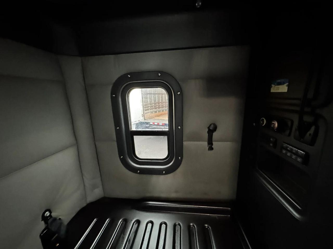 Freightliner Cascadia  2021