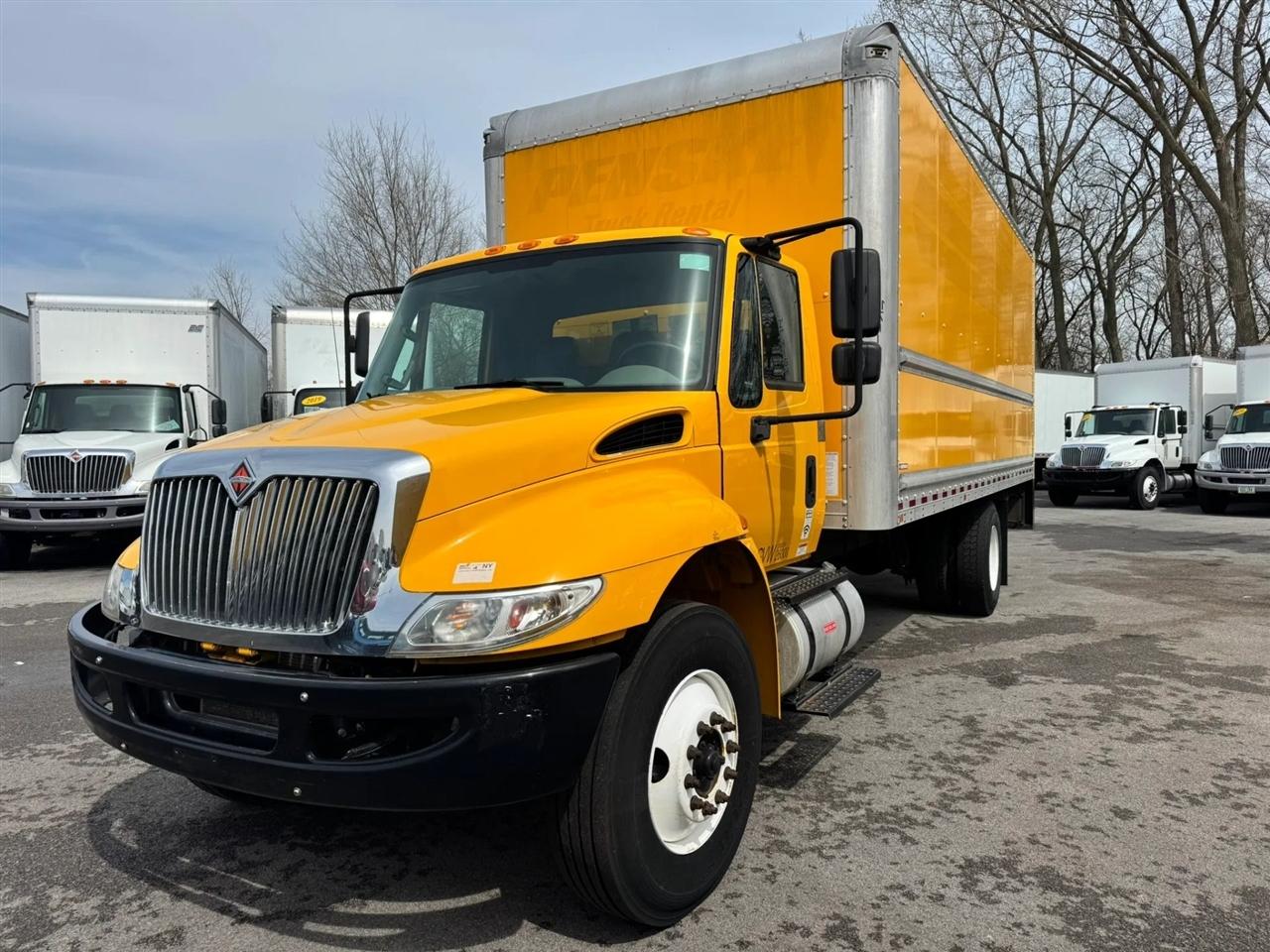 International DuraStar 4300  2019