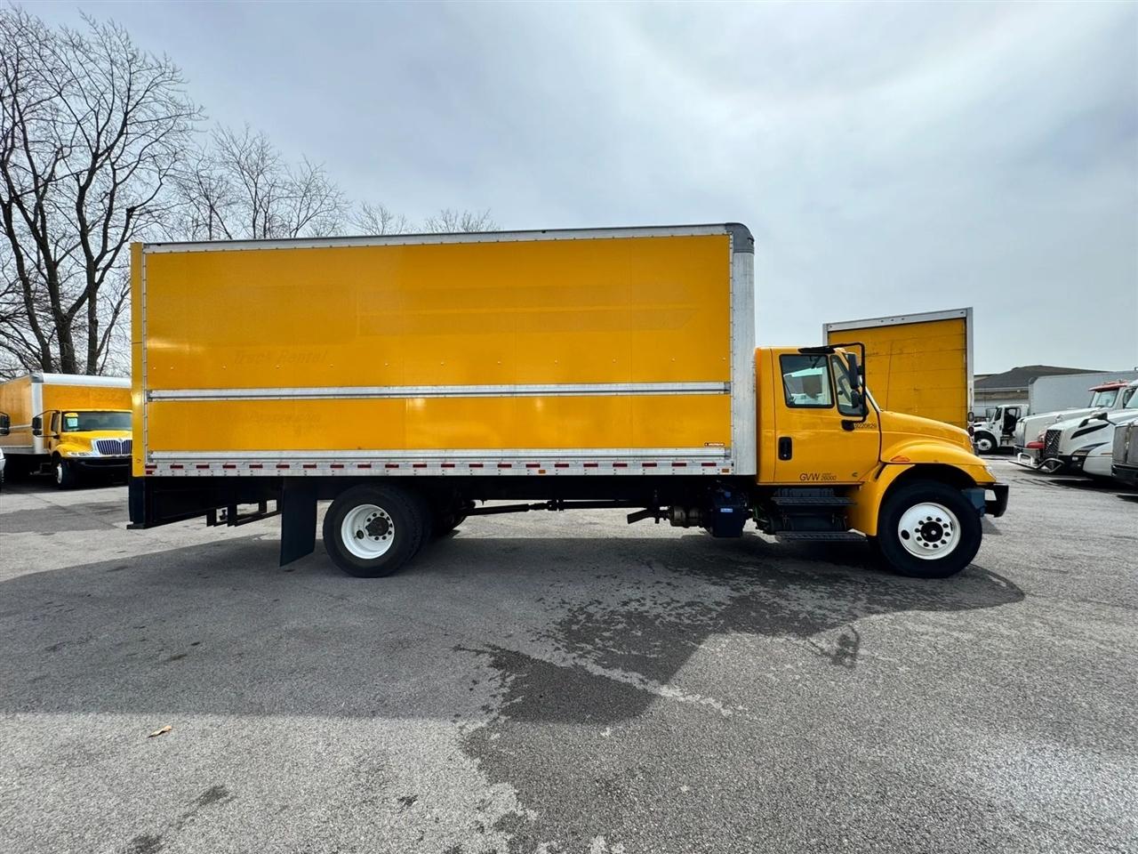 International DuraStar 4300  2019