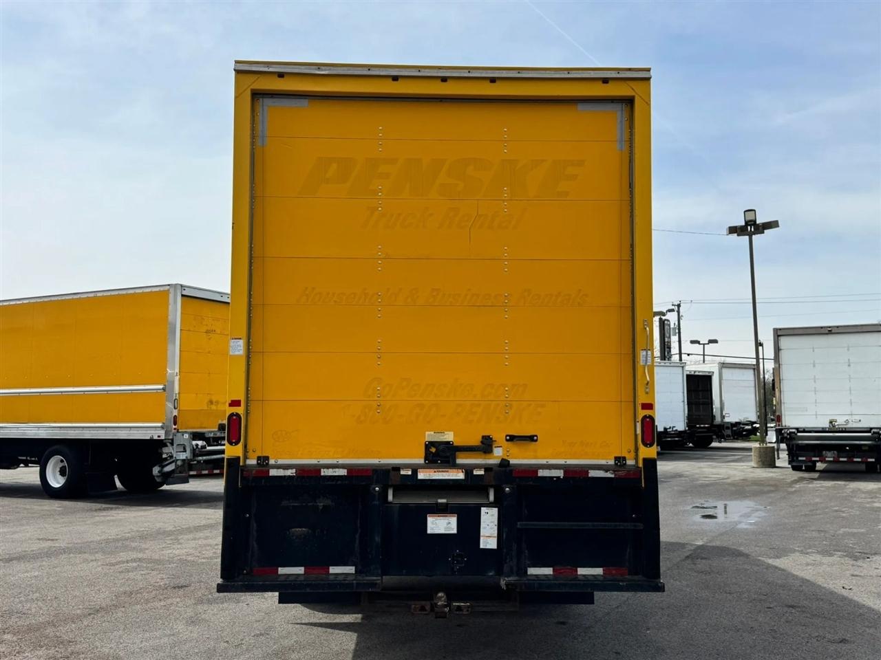 International DuraStar 4300  2019