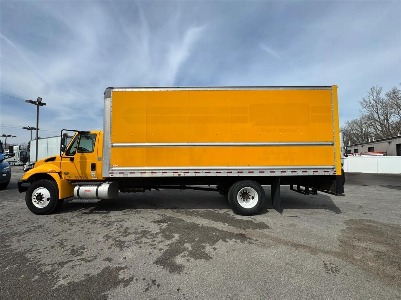 International DuraStar 4300  2019