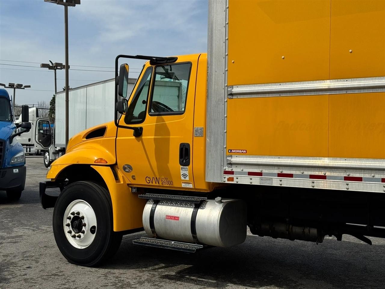 International DuraStar 4300  2019