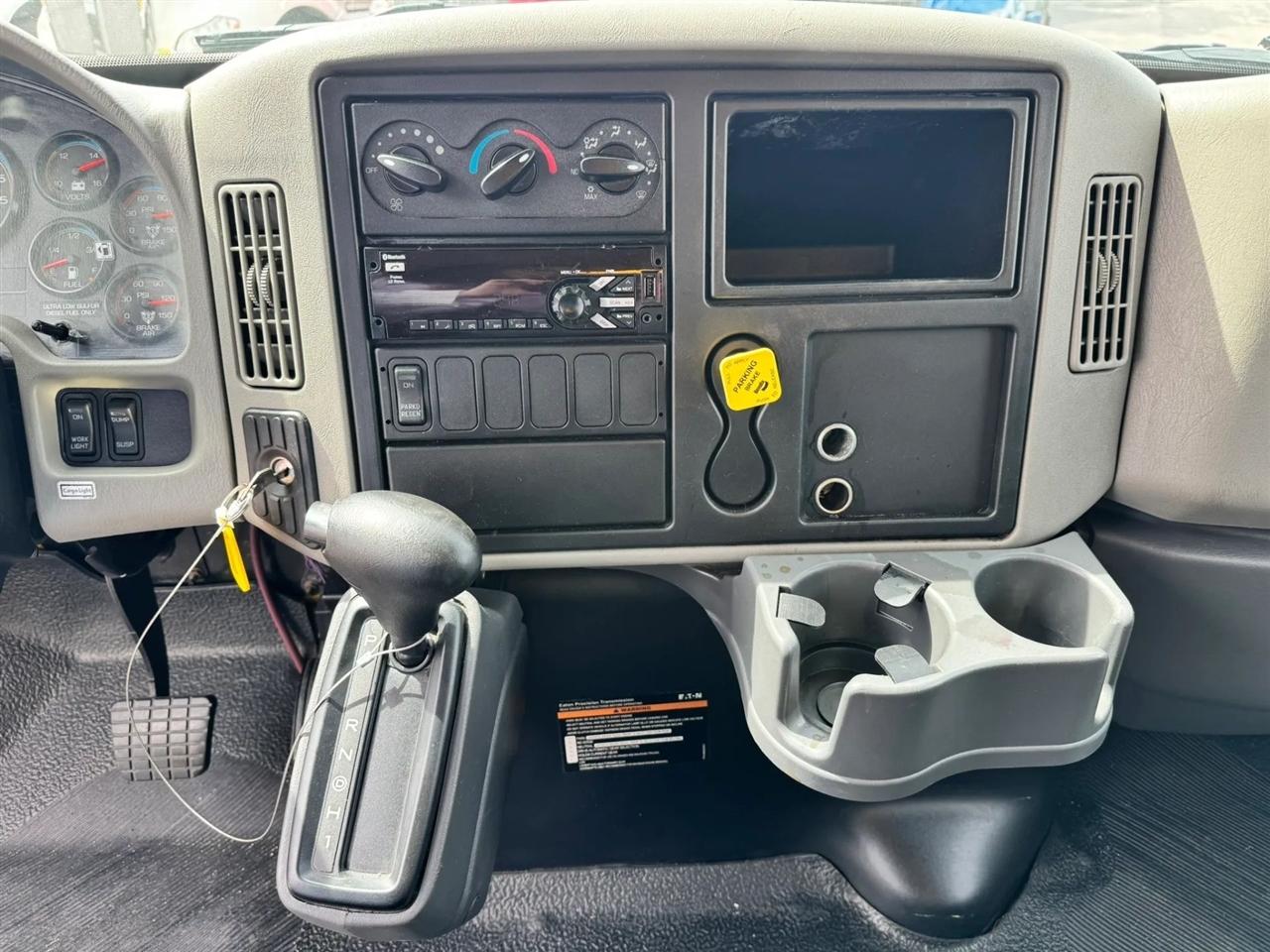 International DuraStar 4300  2019