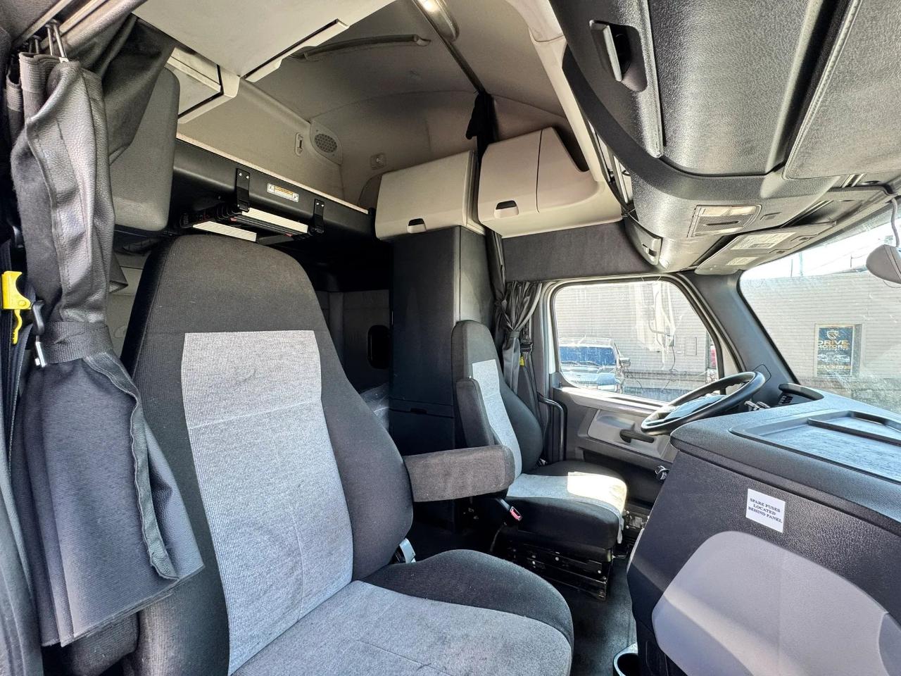 Freightliner Cascadia  2020