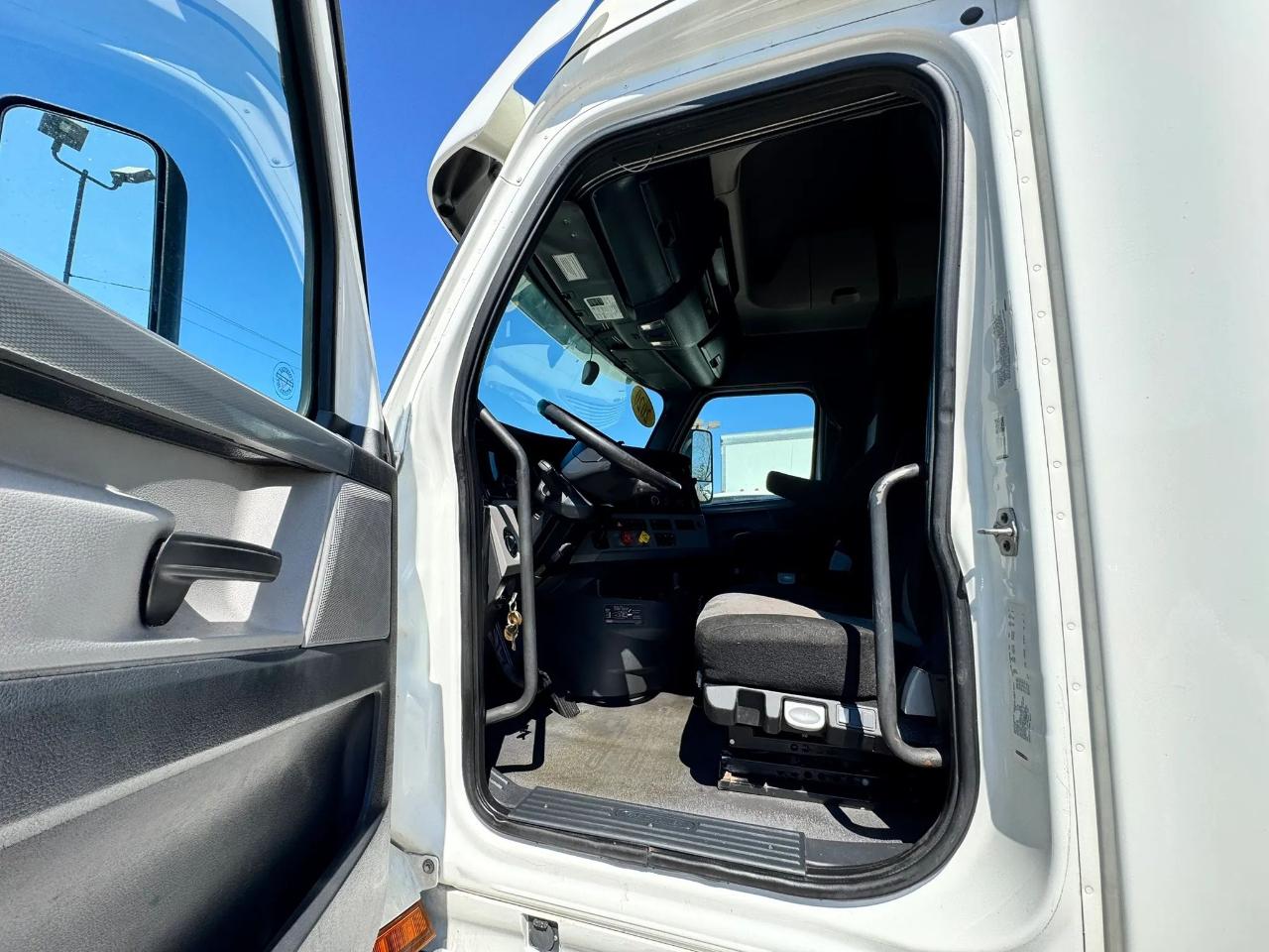 Freightliner Cascadia  2020