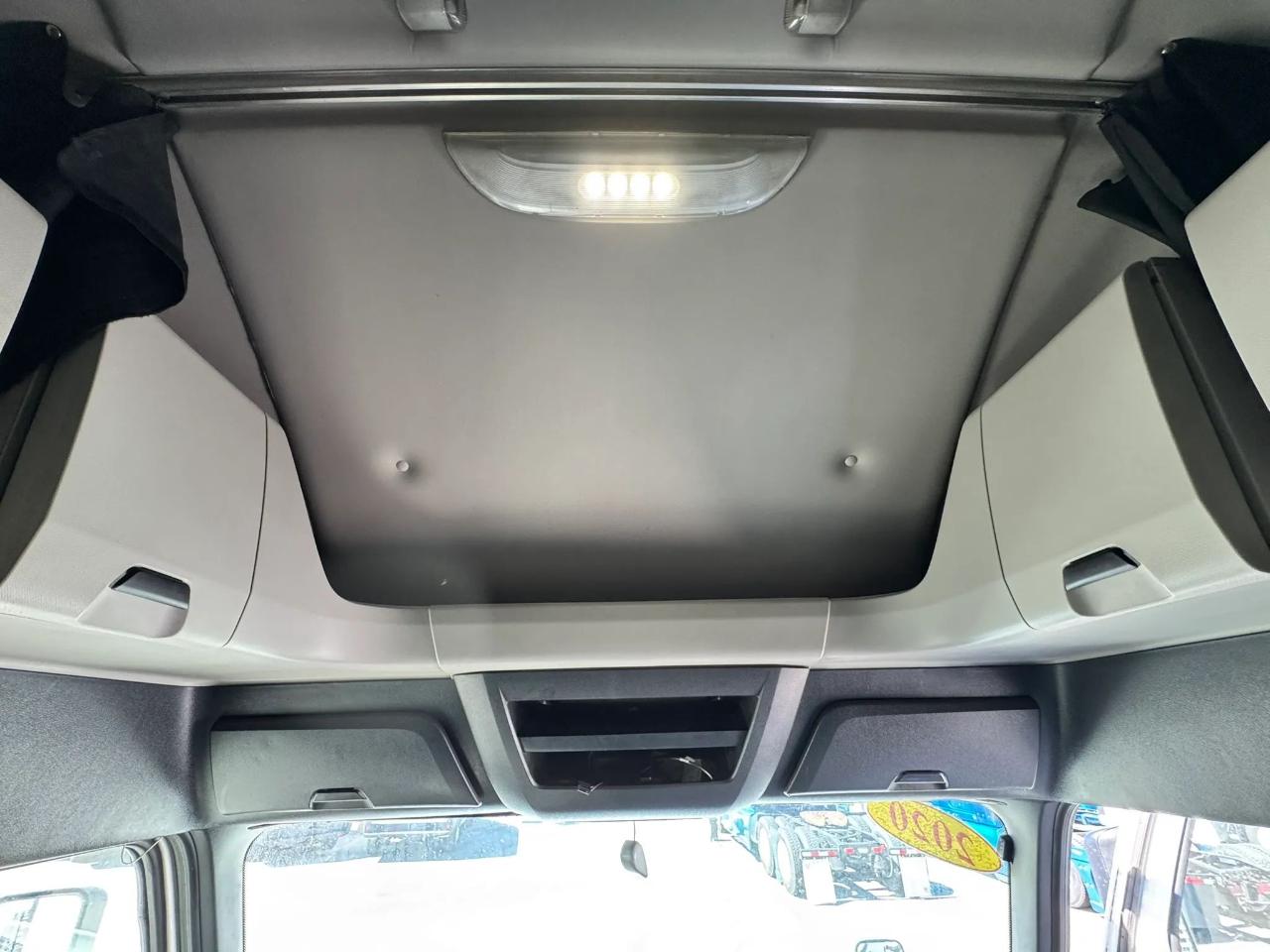 Freightliner Cascadia  2020