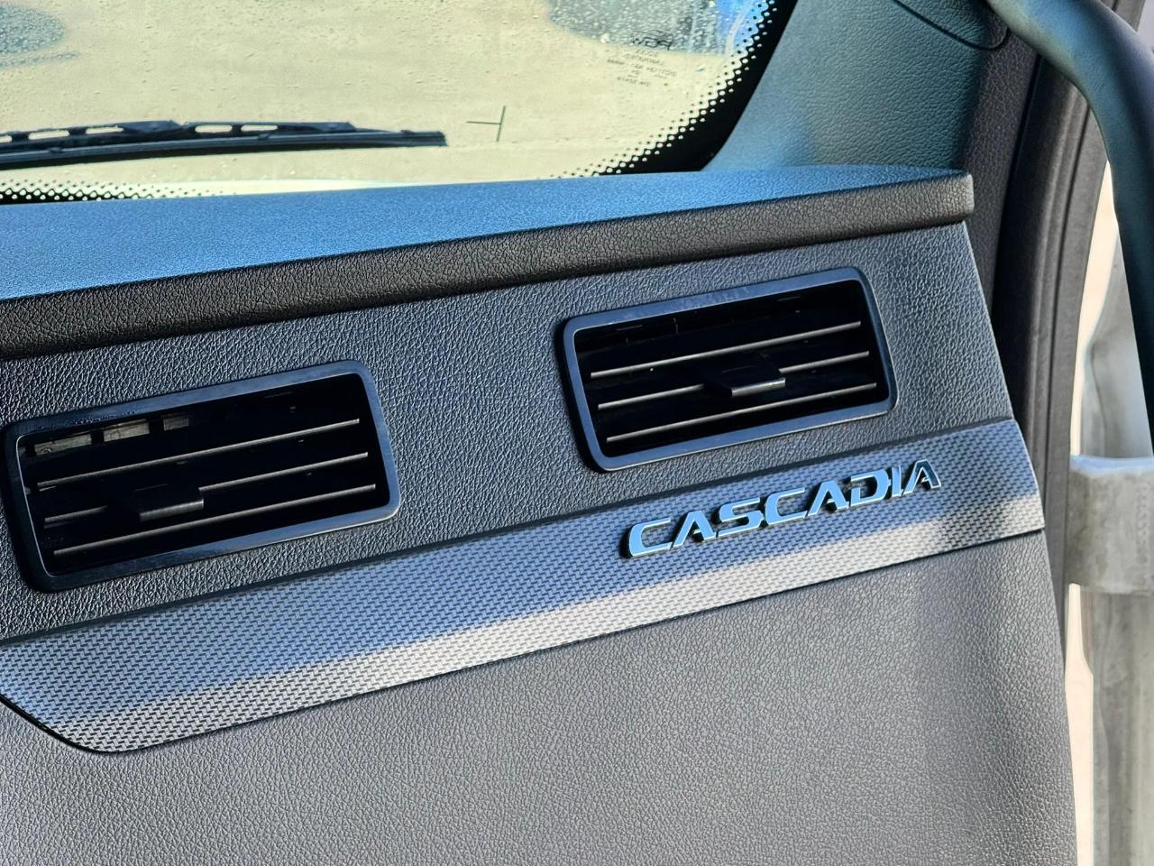 Freightliner Cascadia  2020