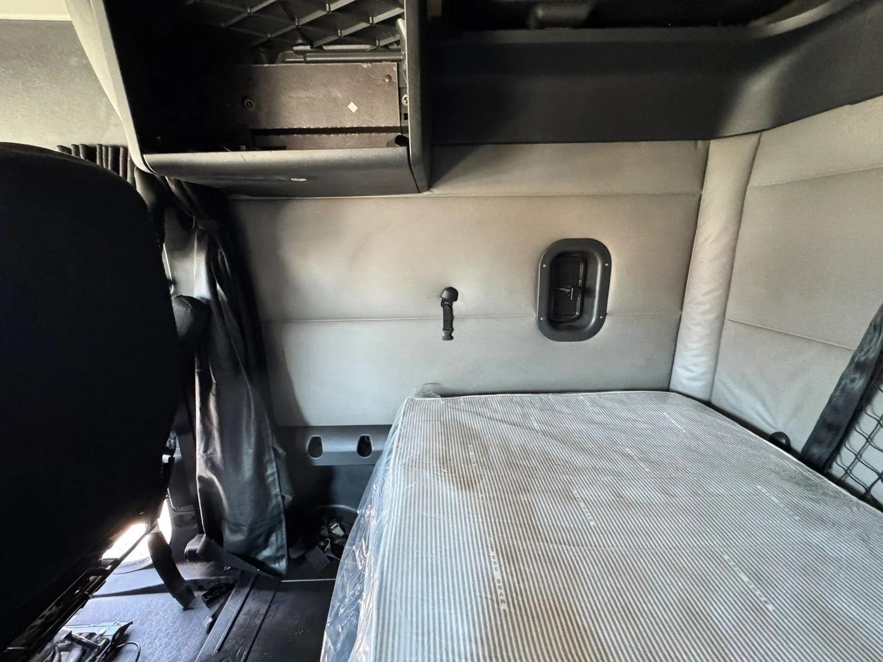 Freightliner Cascadia  2020