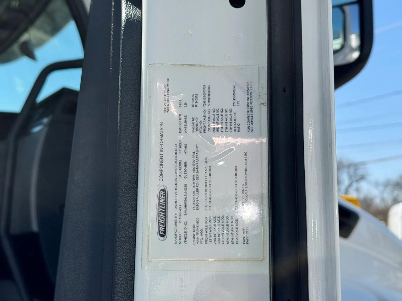 Freightliner Cascadia  2020