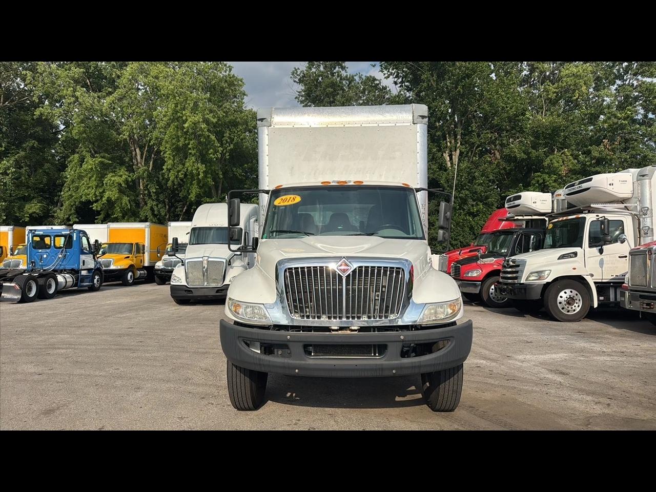 2018 International DuraStar 4300 NON CDL