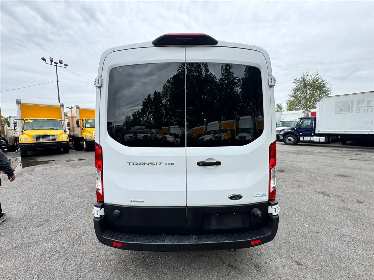 Ford Transit 350 Van Low Roof w/Sliding Pass. 130-in. WB 2020