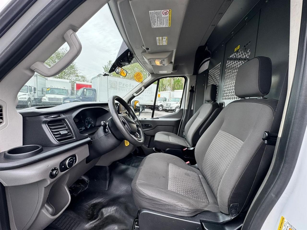 Ford Transit 350 Van Low Roof w/Sliding Pass. 130-in. WB 2020