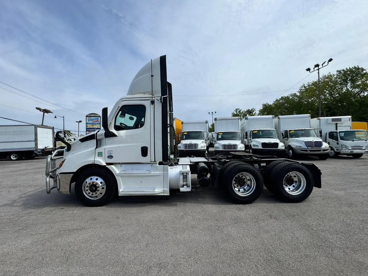Freightliner Cascadia 116  2021