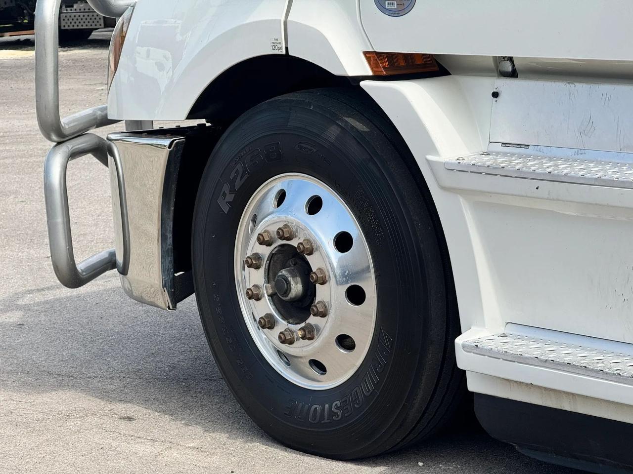 Freightliner Cascadia 116  2021