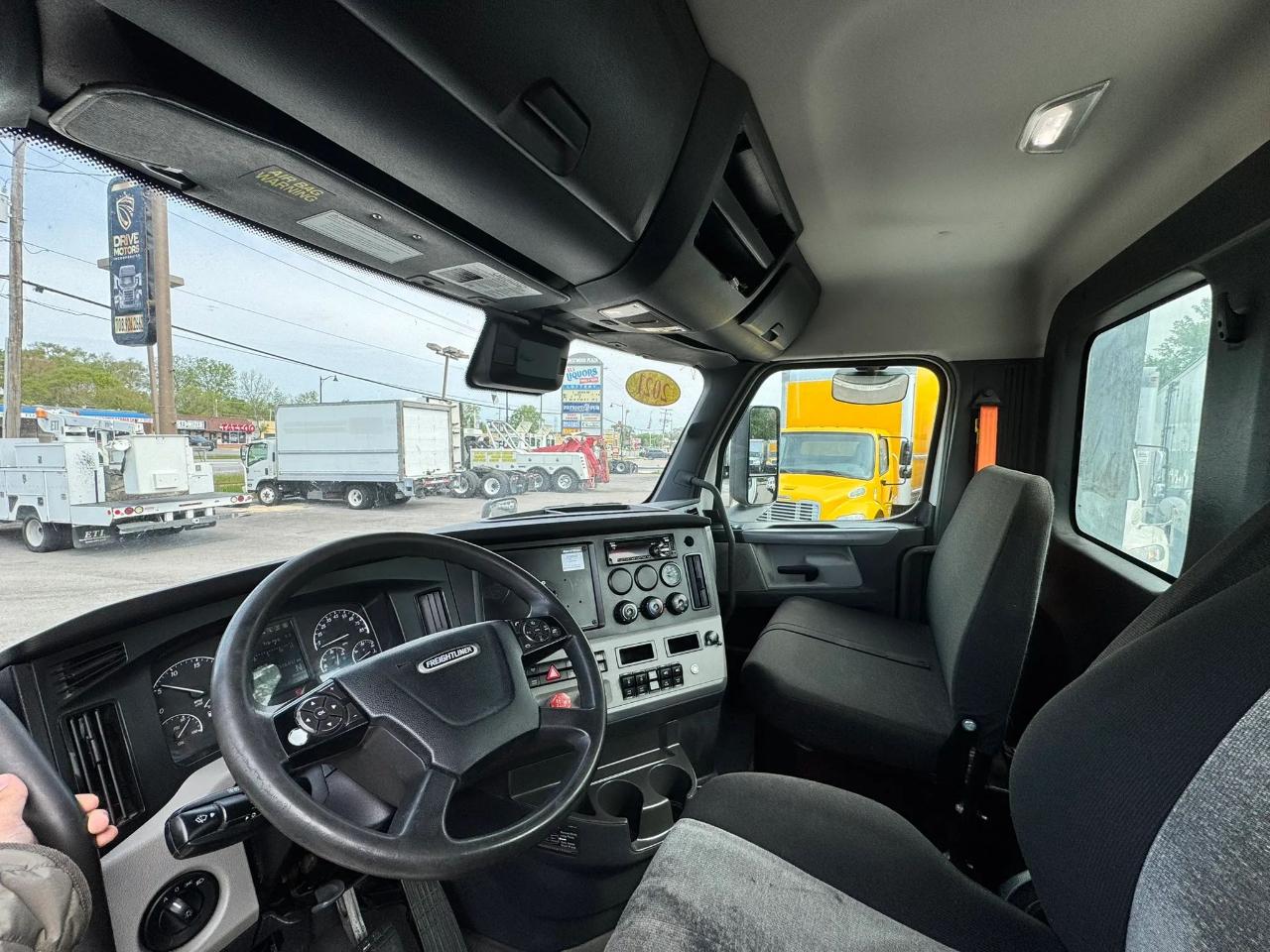 Freightliner Cascadia 116  2021