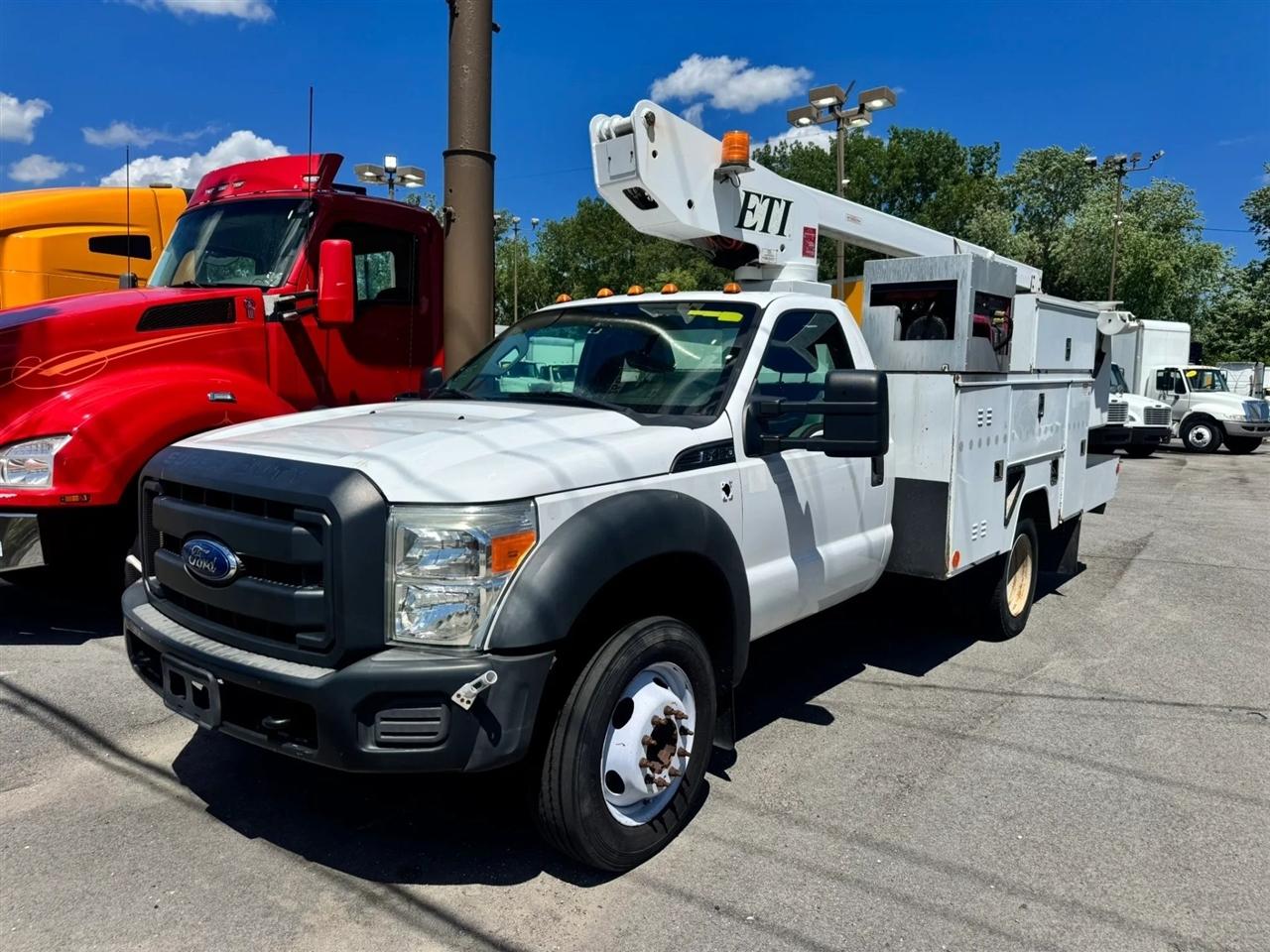 Ford F-450 SD Regular Cab DRW 2WD 2012