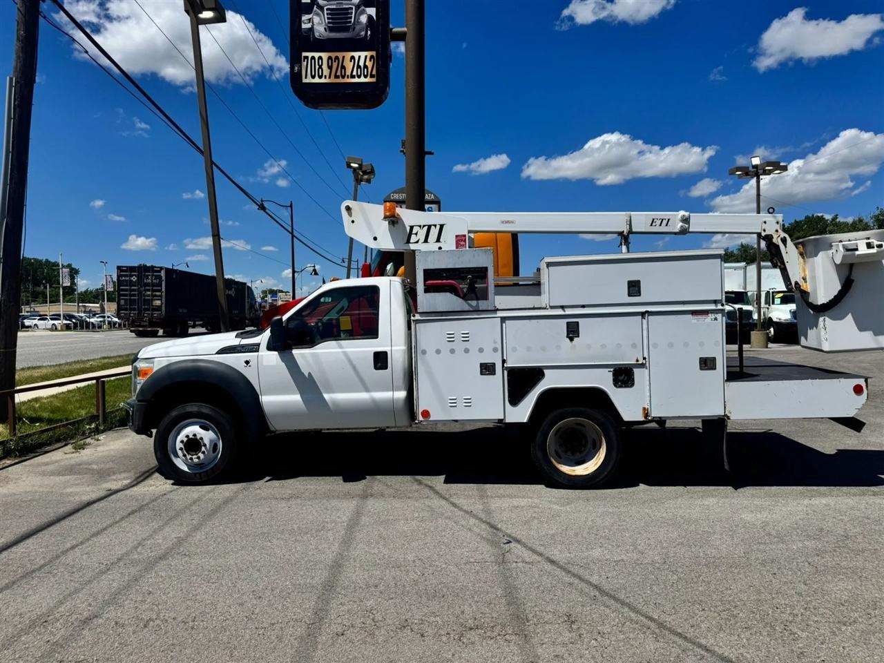 Ford F-450 SD Regular Cab DRW 2WD 2012